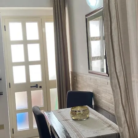 Апартаменты Le Bouganvillea